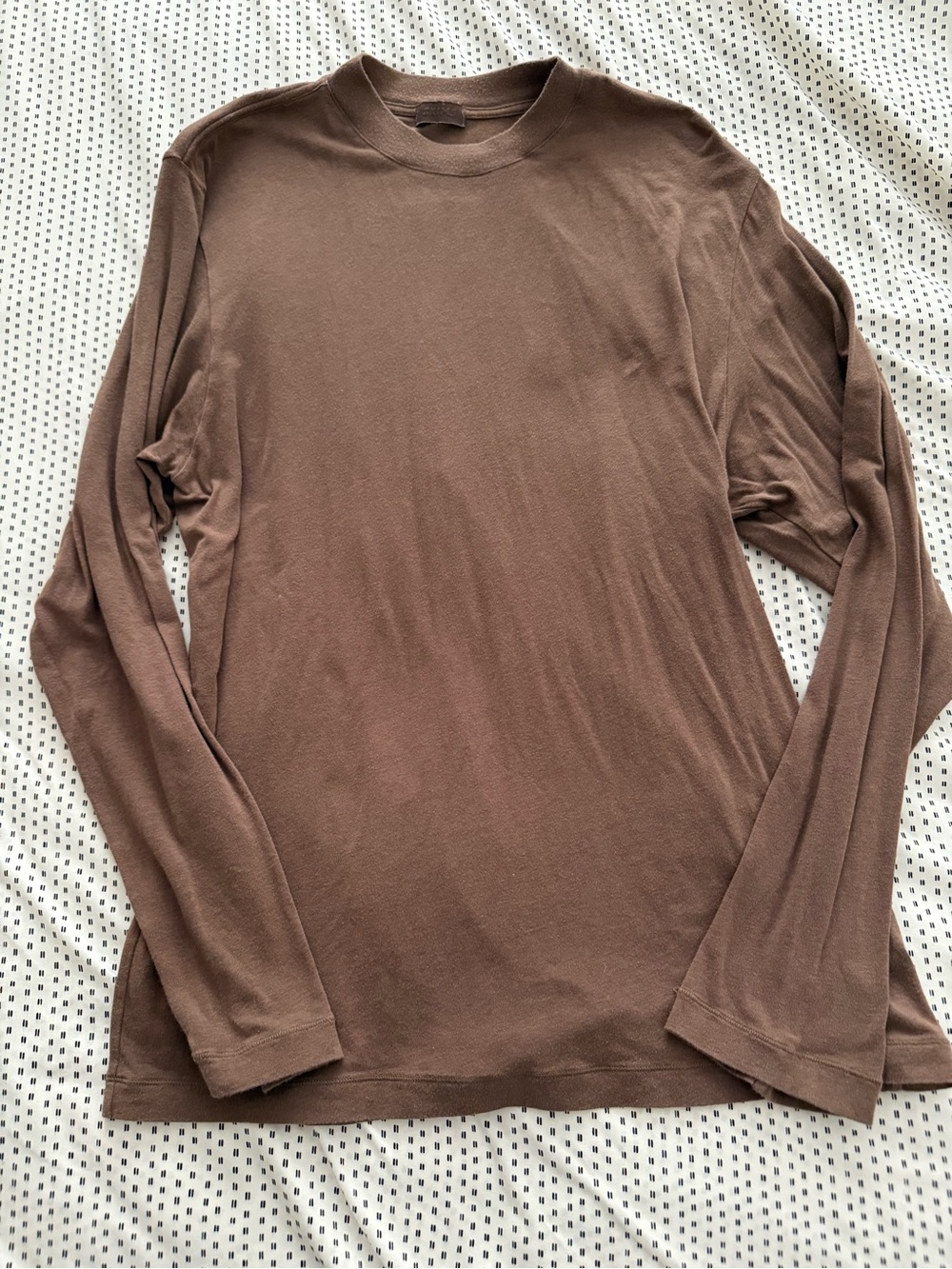 SKIMS Boyfriend Long Sleeve Tee in Oxide